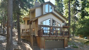 Exterior - Rogers Retreat Home Rental at Fallen Leaf Lake near Tahoe (South Lake Tahoe)