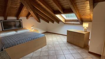 2 sovrum, strykjärn/strykbräda, gratis wi-fi och sängkläder