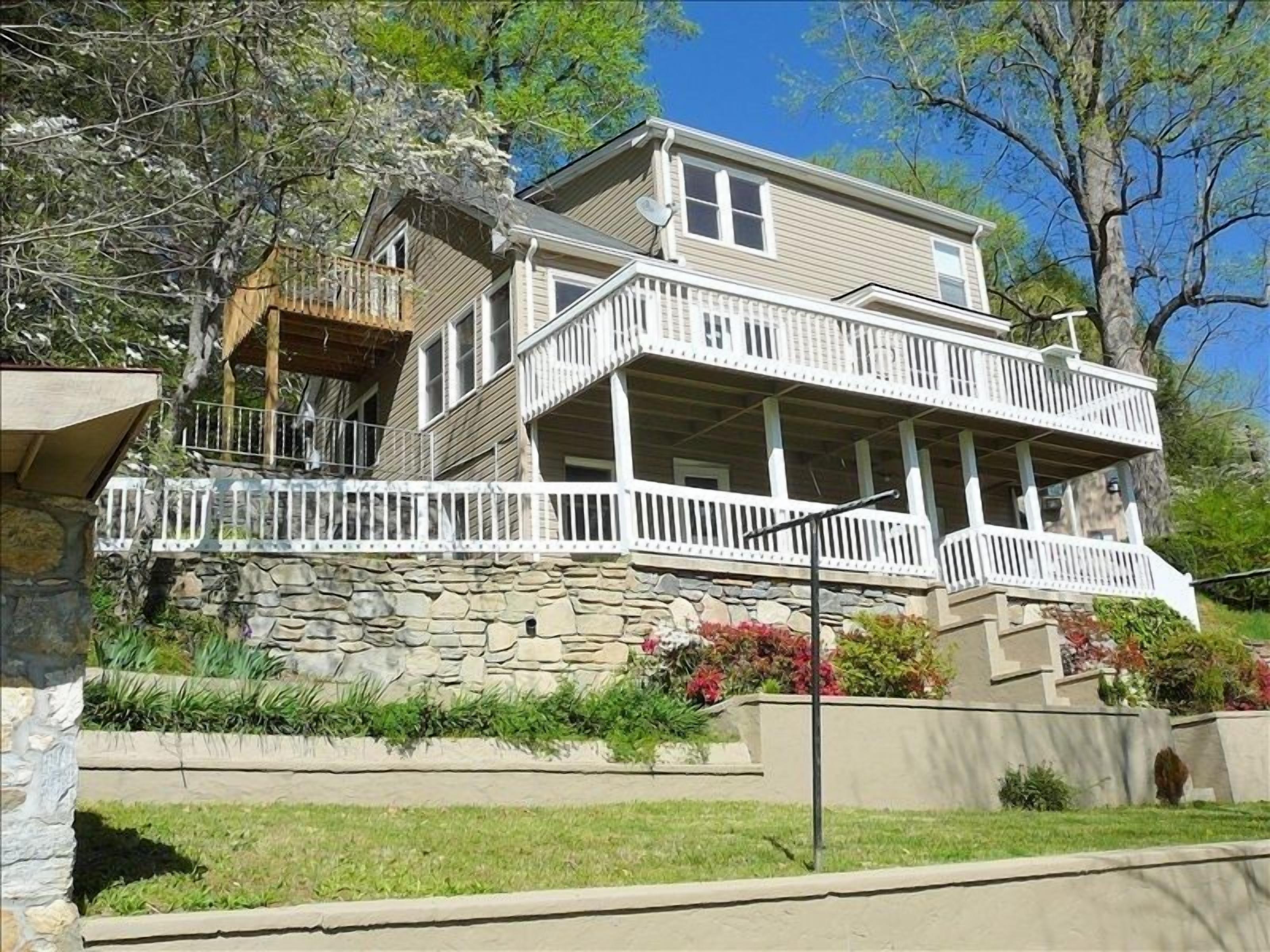 Chimney Rock Getaway w/ several balconies and windows