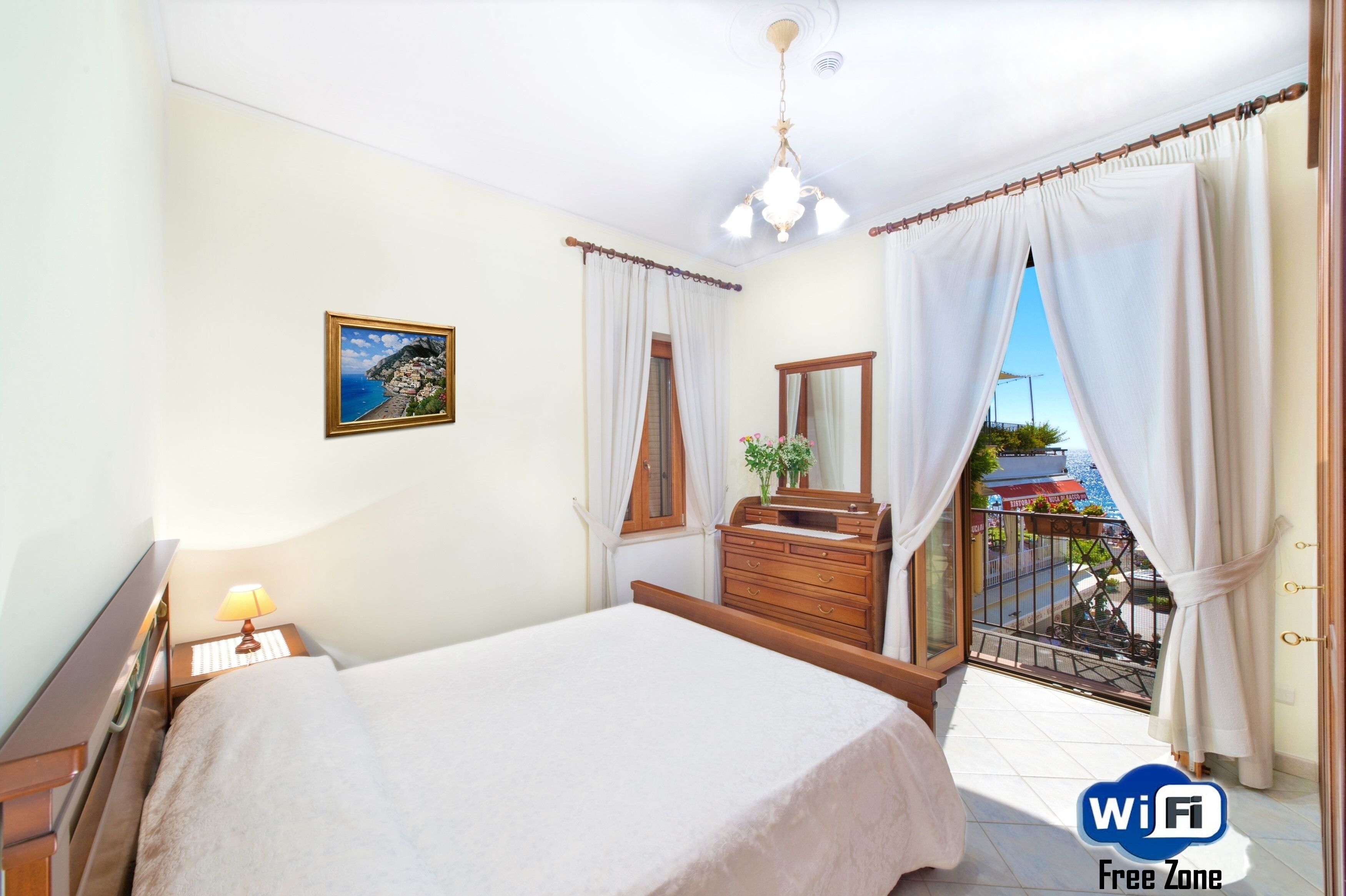 2 chambres, fer et planche à repasser, Wi-Fi gratuit, draps fournis