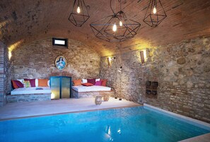 Piscine couverte, piscine chauffée