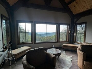 Smart TV, fireplace, video games, DVD player - Not Your Typical Mountain Cabin - Must See Sunsets (Somerset)