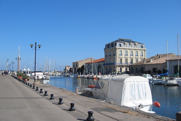 Marina