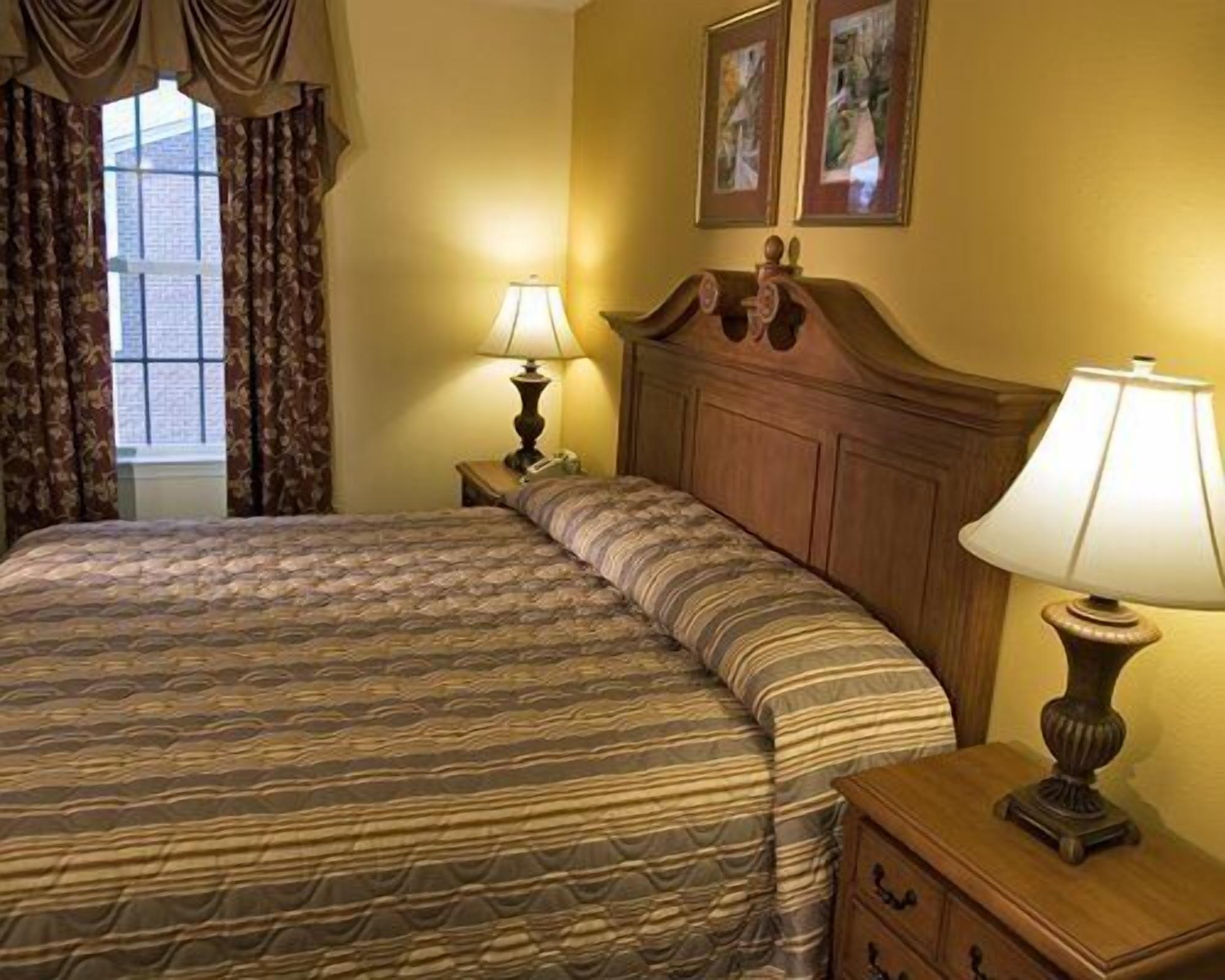 Family Fun in Williamsburg 3 Bedroom Condo