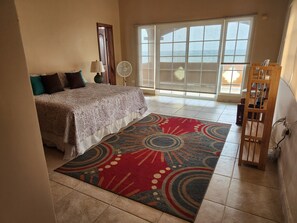 4 bedrooms, free WiFi, bed sheets - San Marino Duo, this is casa 36 - Book one or both separatly 36 &/or 37. (Guanche - Colon - Panama)