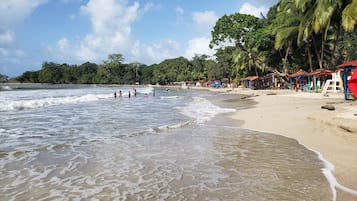Am Strand, Liegestühle