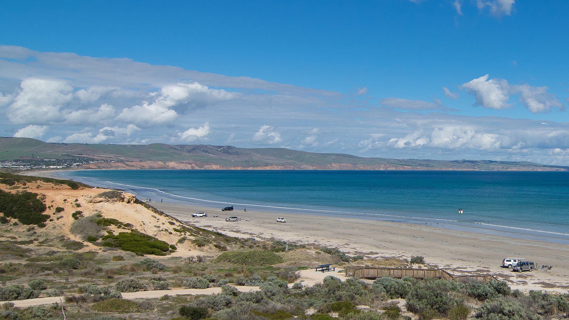 Sun & Surf Aldinga Beach Apartment — image 12