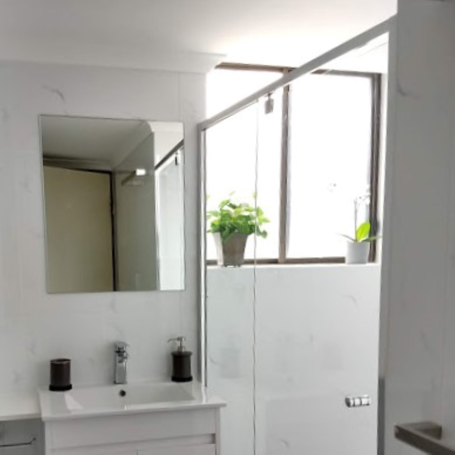 Sun & Surf Aldinga Beach Apartment — image 10