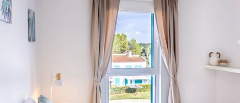 2 Schlafzimmer, BĂŒgeleisen/BĂŒgelbrett, kostenloses WLAN, BettwĂ€sche