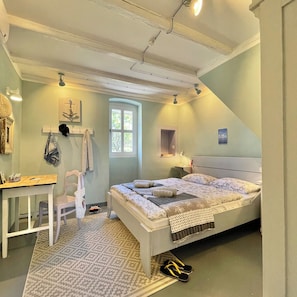 3 Schlafzimmer, Schreibtisch, BĂŒgeleisen/BĂŒgelbrett, kostenloses WLAN