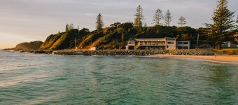 High Haven with Stunning Beach Views and the Fresh Ocean Breeze