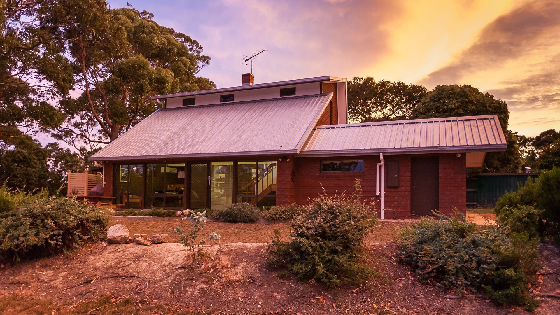 Bay Retreat Port Arthur - tranquil waterfront house — image 18