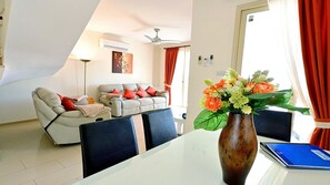 Interior - Villa Jasmin (Coral Bay)