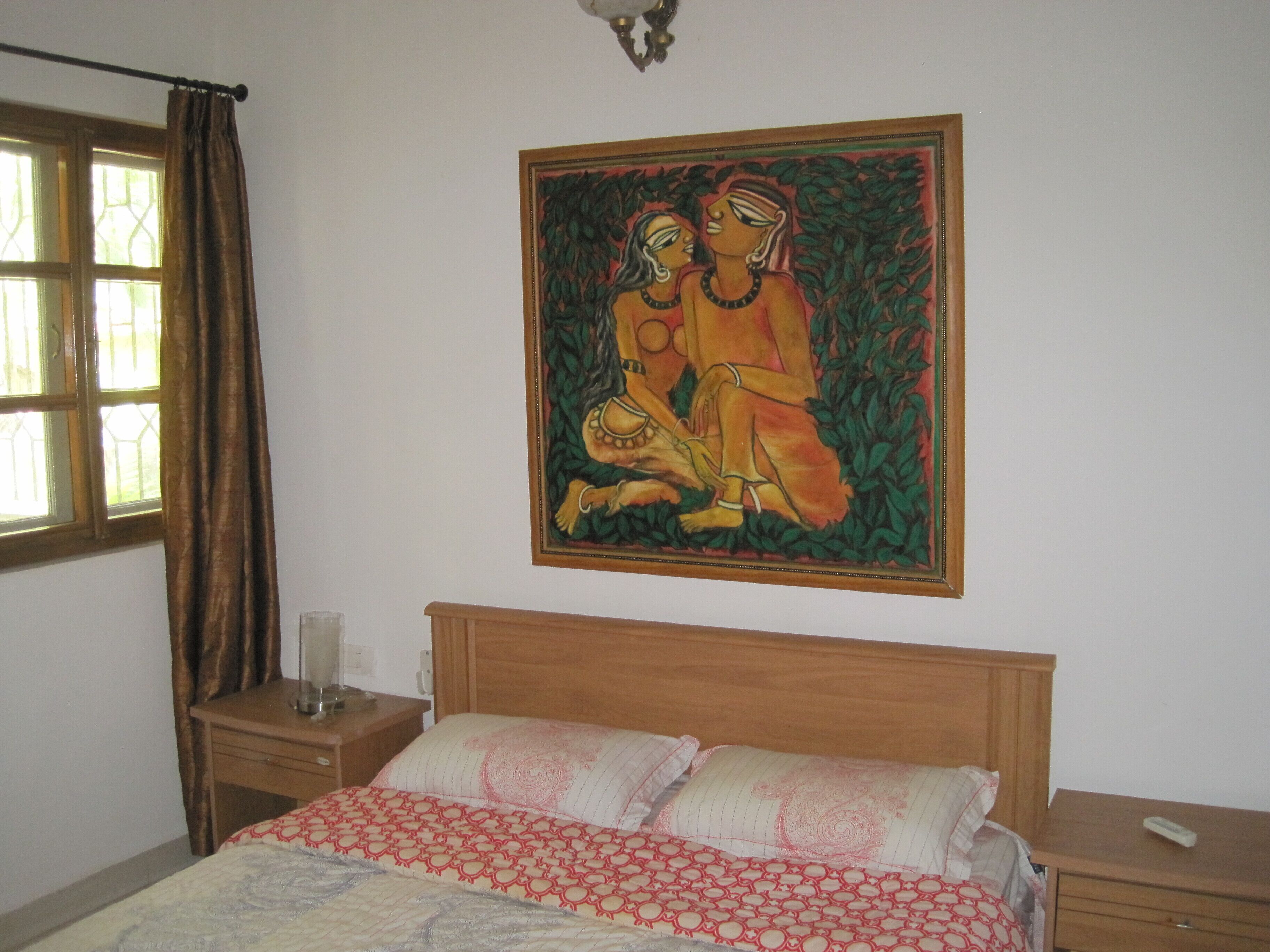  Beach & basic shopping15 min. walk,swimpool in season, garden, cook on request