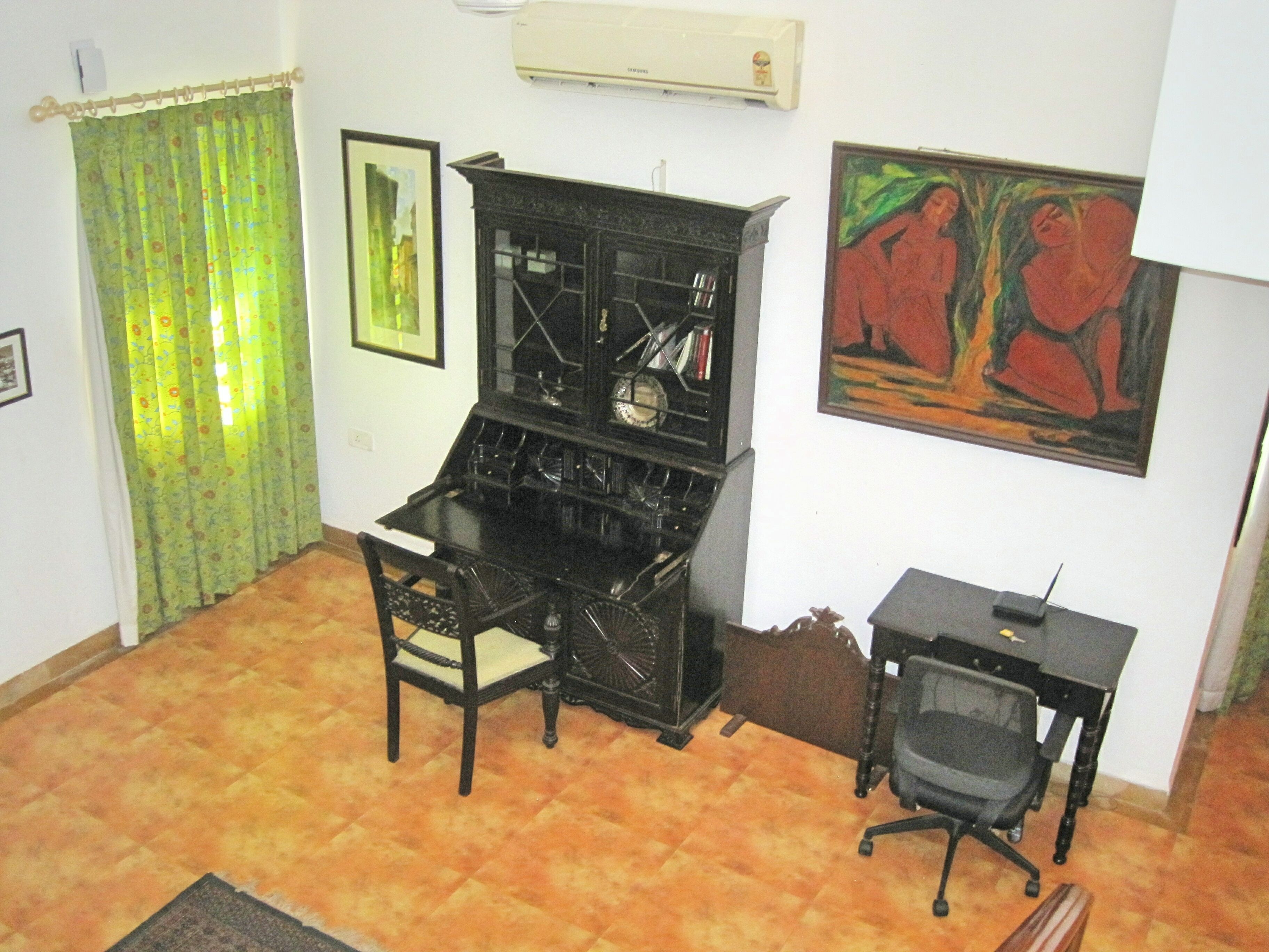  Beach & basic shopping15 min. walk,swimpool in season, garden, cook on request