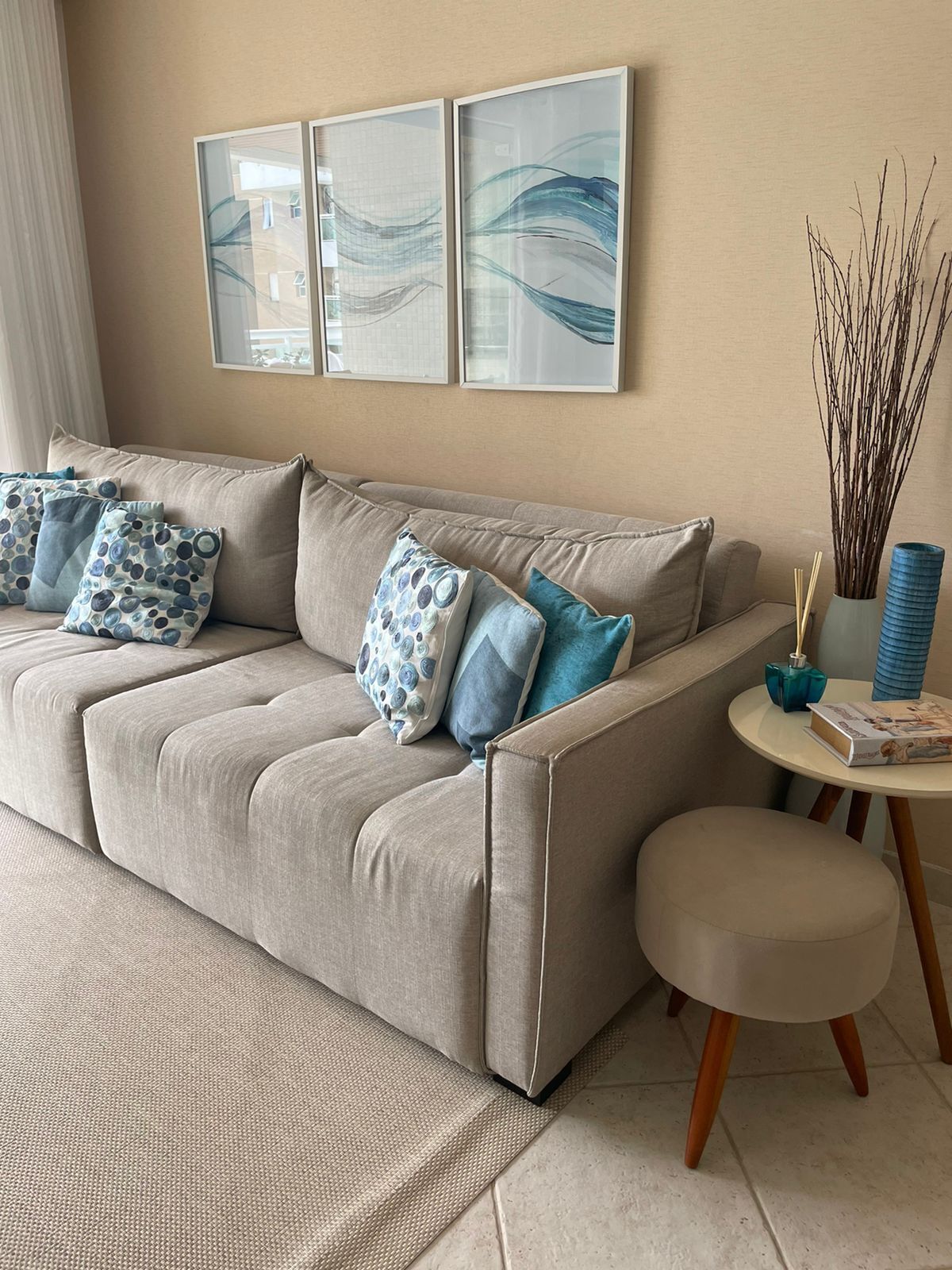 Great 4 bedroom apartment, all with air conditioning!