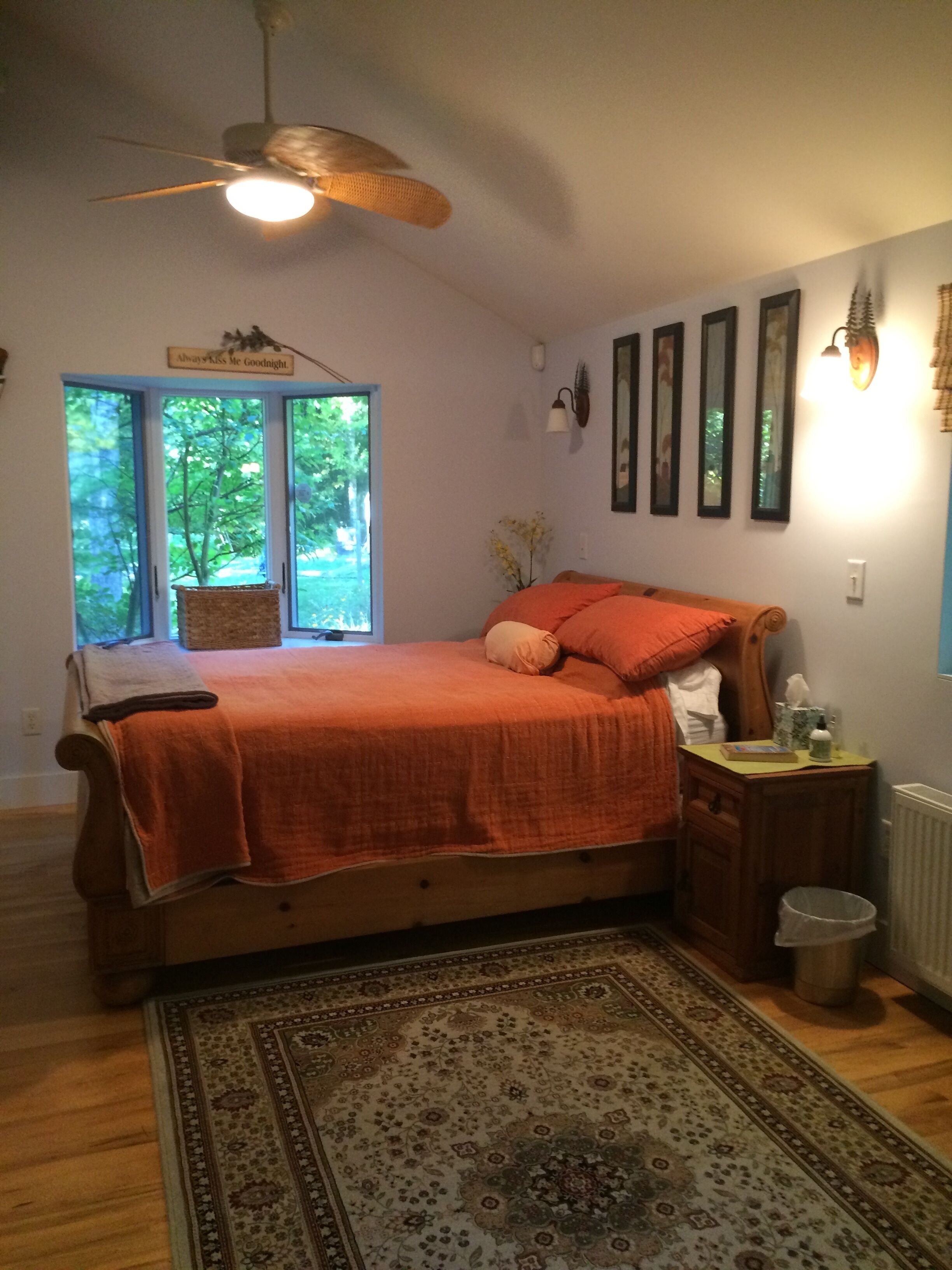 Private Green Mountain get-away with pond in Ripton*