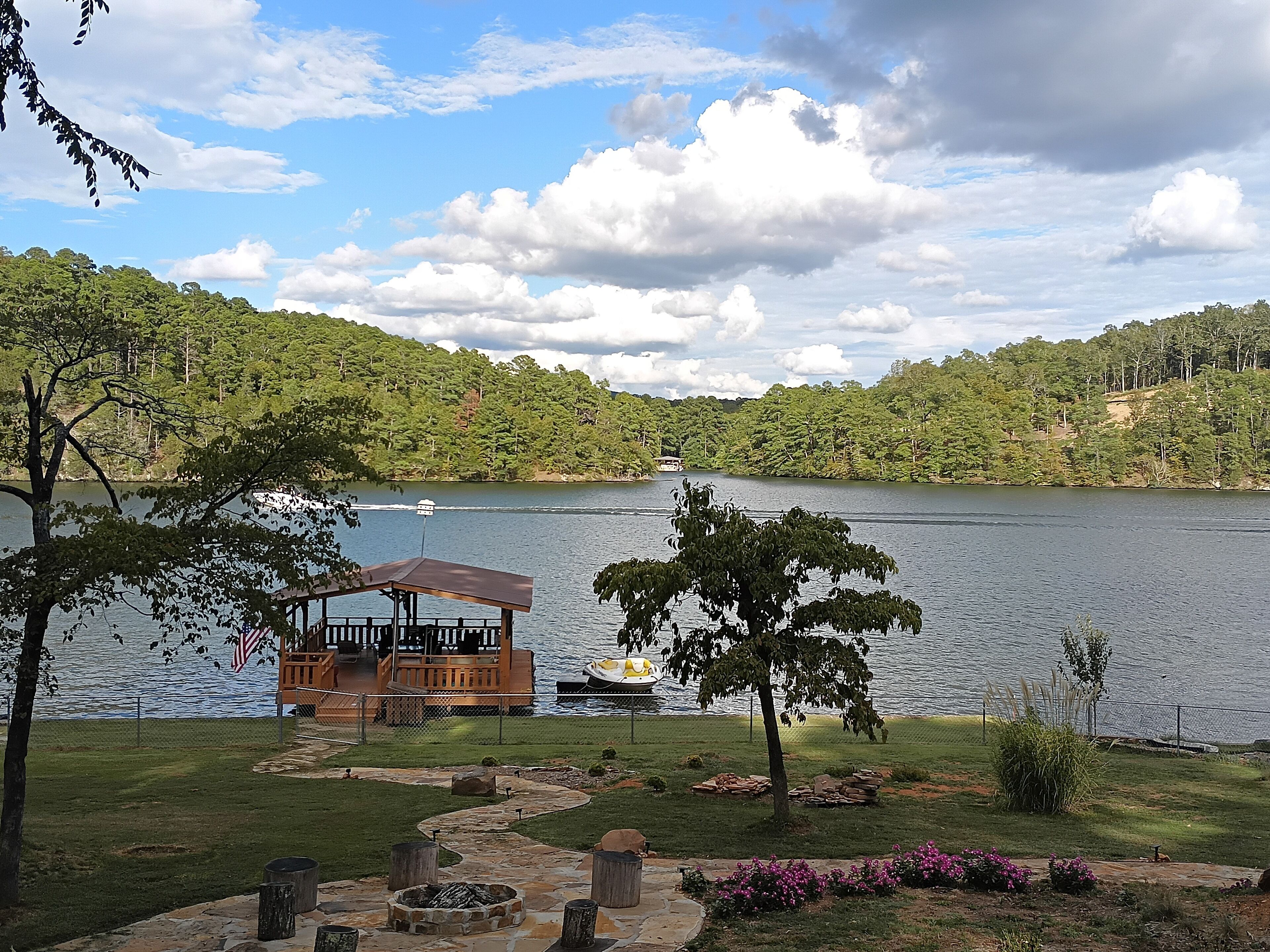The Lake House on Lake Hamilton