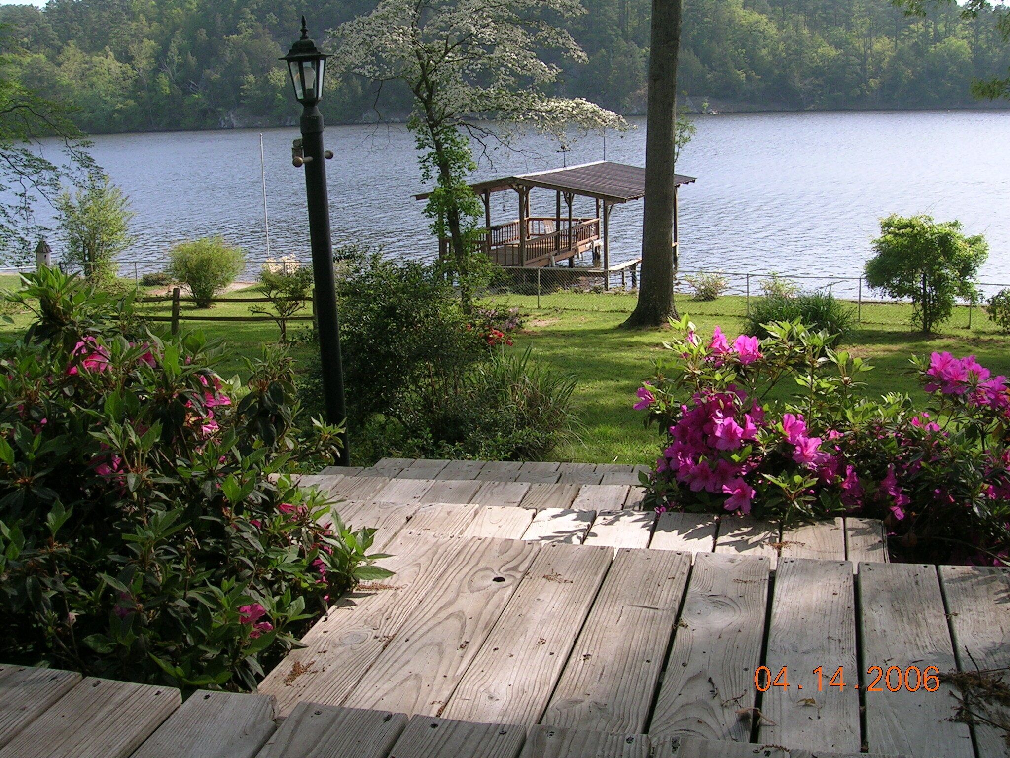 The Lake House on Lake Hamilton