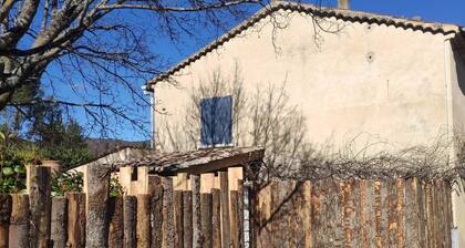 casa para 4 a 6 personas jardín vallado