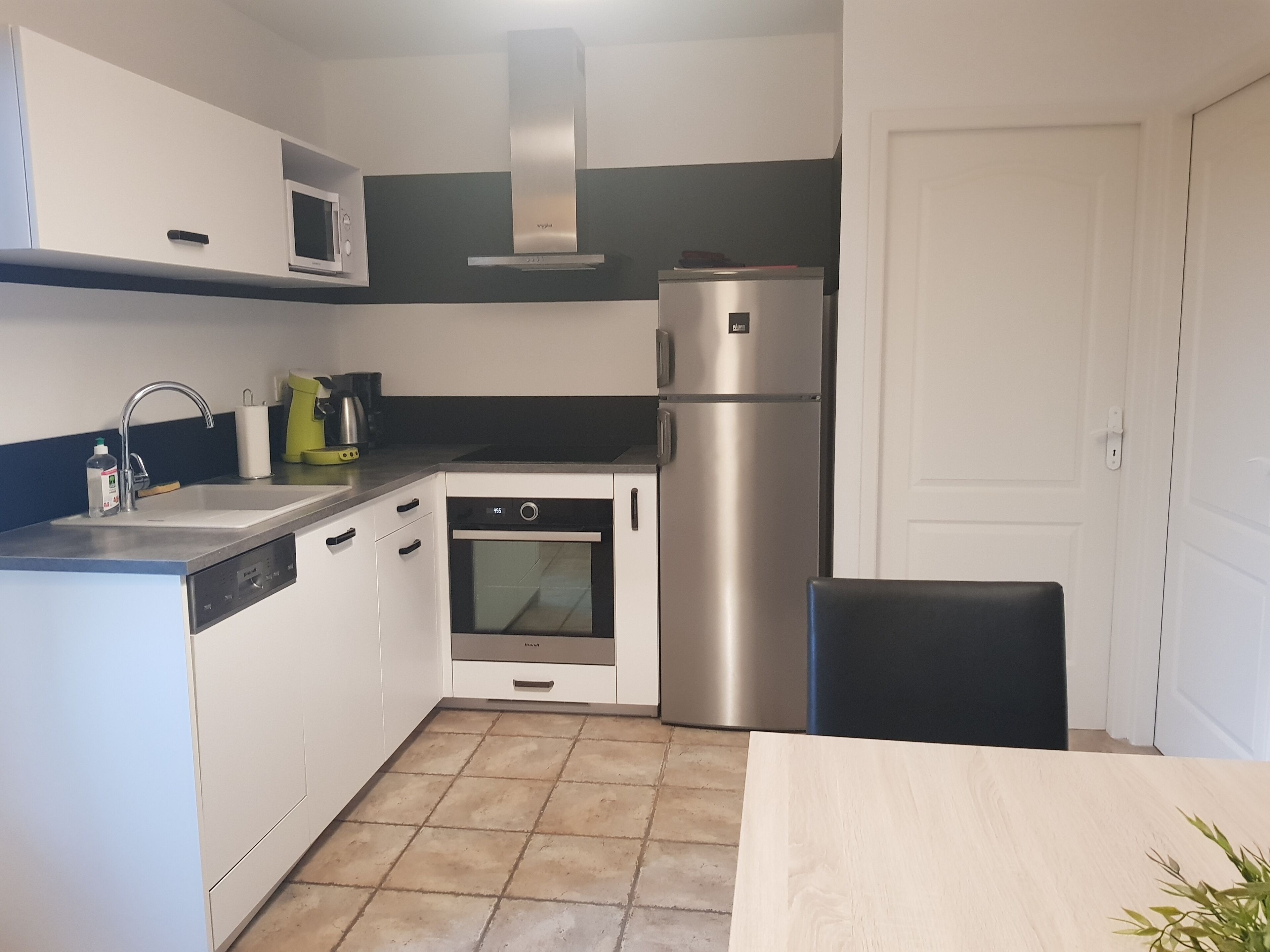 PIERRES BLANCHES Studio