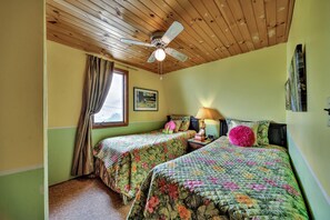 3 bedrooms, iron/ironing board, WiFi