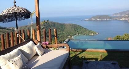 UNIQUE BALINESSE HOUSE ,AMAZING VIEWS OVER THE OCEAN AND ZIHUATANEJO BAY