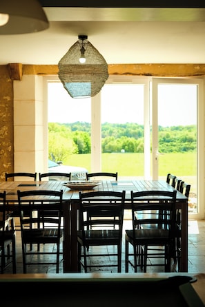 Dining - Spacious holiday cottage with pool and panoramic view (Douville)