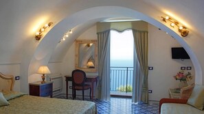 5 Schlafzimmer, Zimmersafe, Bügeleisen/Bügelbrett, WLAN