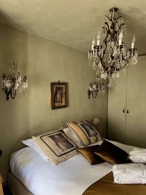 2 chambres, chambres insonorisées, fer et planche à repasser, Wi-Fi