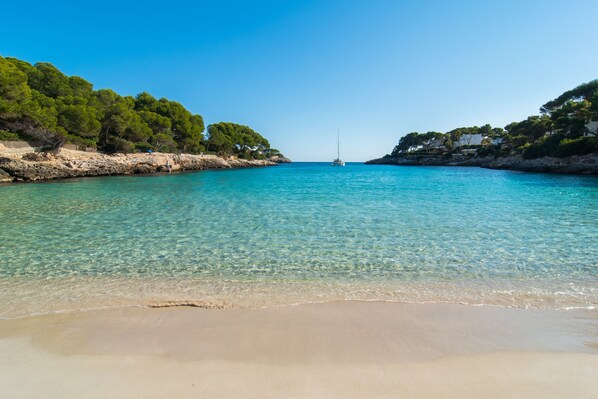 Beach nearby, beach towels