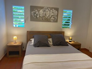 3 chambres, fer et planche Ă repasser, Wi-Fi, draps fournis