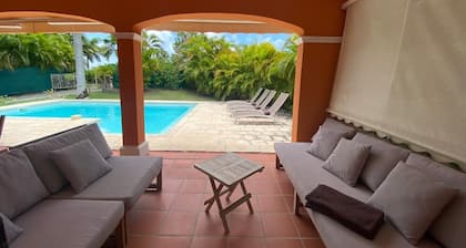 CATTLEYA VILLA for 6 persons with pool