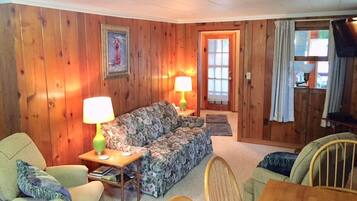 Una televisión, un reproductor de DVD