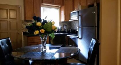 Asequible lujo de 2 bd / 1 ba cerca de la playa!