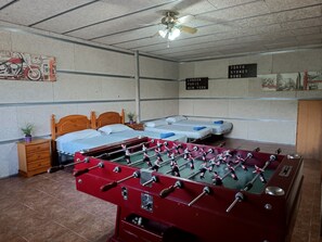 5 habitaciones y caja de seguridad en la habitación 