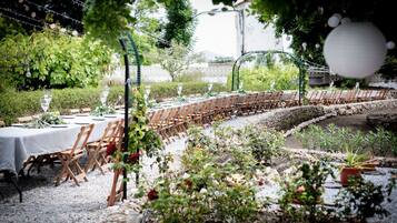 Área para banquetes al aire libre