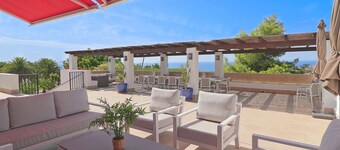 Luxury Large 8 Bedroom Private Villa with Pool and Floodlit Tennis Court