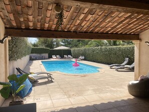 Outdoor pool, a heated pool - Hauts de Bandol, 10 people, air-conditioned rooms, 230m2 (La Cadière-D'azur)