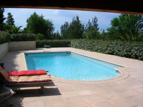 Piscine extérieure, piscine chauffée