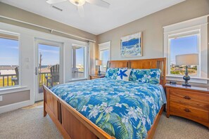 6 bedrooms, desk, free WiFi, bed sheets