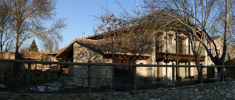 Esterni