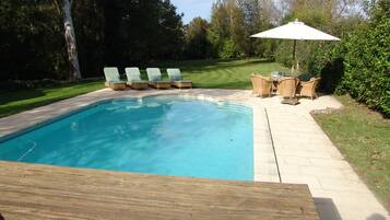 Piscine extérieure, piscine chauffée