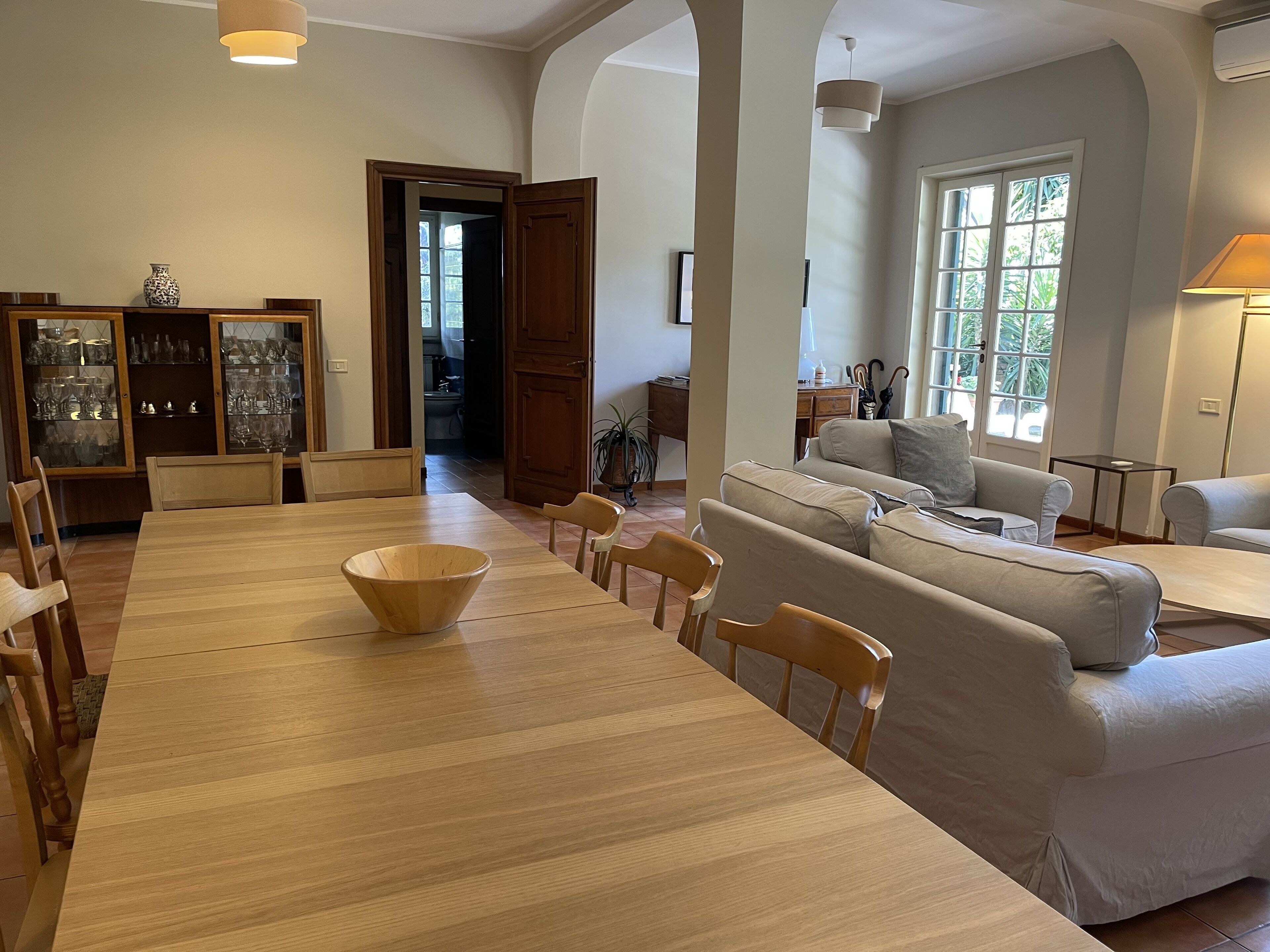 ROME-Lovely spacious QUITE villa- Metro to downtown