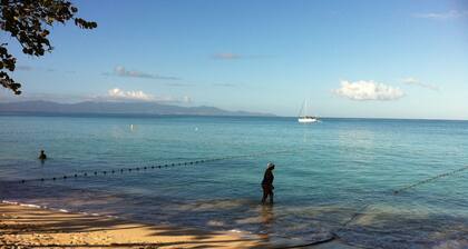 CaraĂŻbe Creolâ Keys - studio colibri - 10 min Ă pied de la plage et des commerce