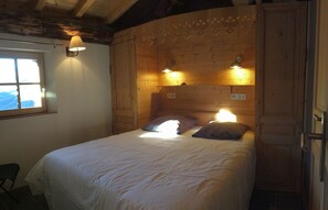 4 chambres, Wi-Fi gratuit, draps fournis