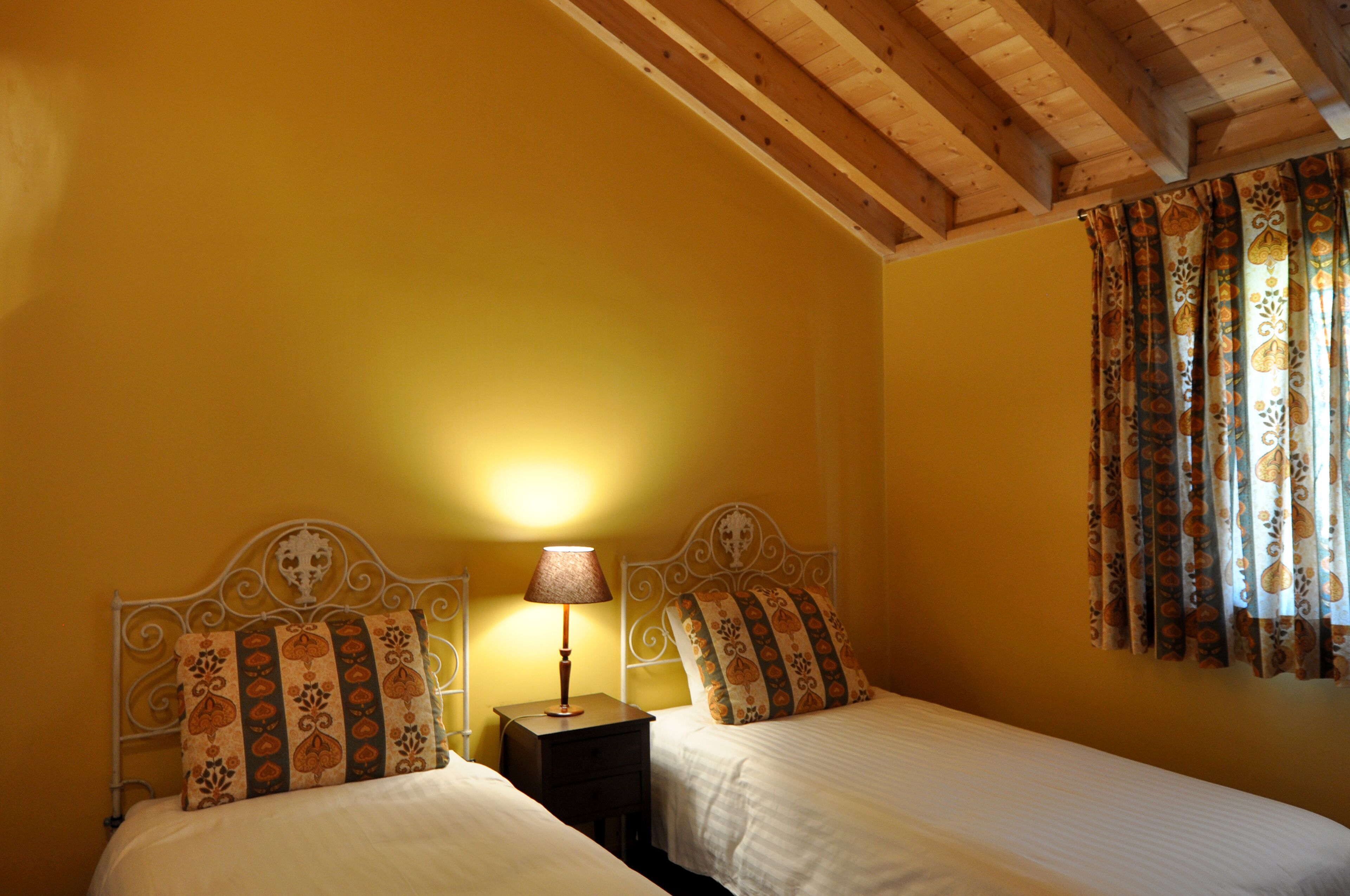 MAGNIFICENT LOCATION, FANTASTIC VIEW, PENEDA-manages PARK