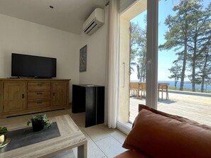 TV, fireplace, DVD player - Superb villa waterfront, panoramic view (SAGONE)