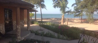 Between sea and lagoon, Keur Océan, a "PARADISE"