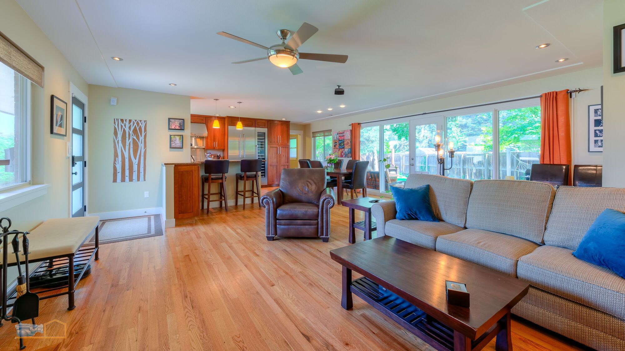 Gourmet Kitchen, Walk to Pearl St! Family Friendly!